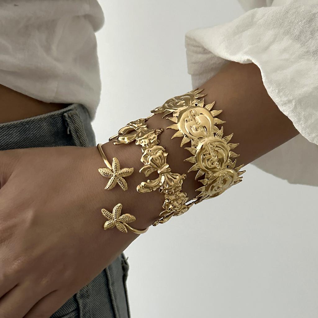 Stainless Steel Exaggerated Wide Cuff Bangle for Women Gold Color Flower Butterfly Leaves Sun Geometric Bracelet Party Jewelry