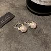 High-end color pearl ear buckle women's retro niche design real gold electroplated earrings high-end temperament earrings