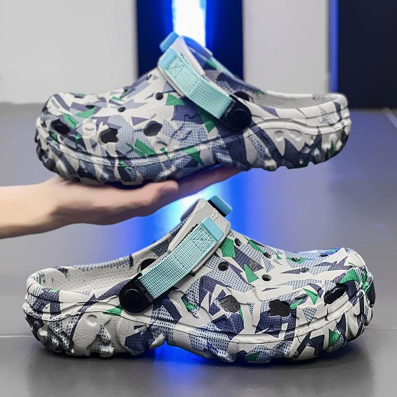 Men's Hole Shoes Fashion Street Art Summer Wear Trendy Cool Outdoor Sandals and Slippers Sports