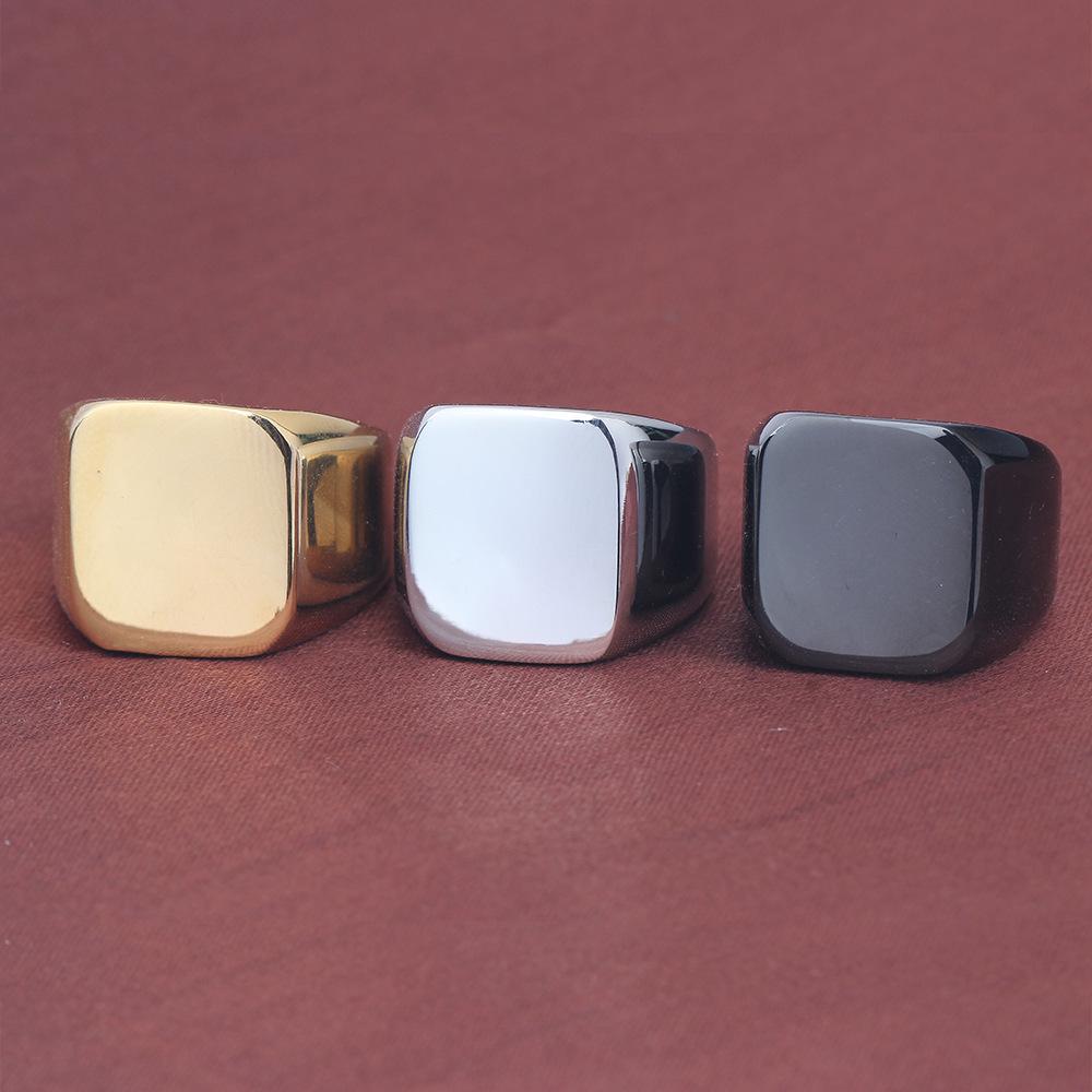 Retro minimalistický 18mm nerezový titanový prsten s laserovým logem
