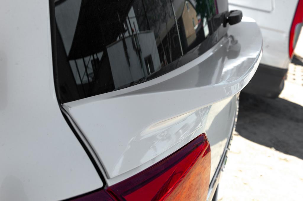 Spoiler WALD (lower, 2015-2025) White Color for Toyota Land Cruiser 200