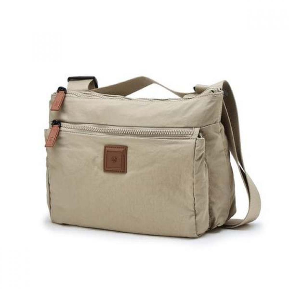 

Daks Beige Ultra Lightweight Mini Crossbody Dbba4fg11i2 Single option