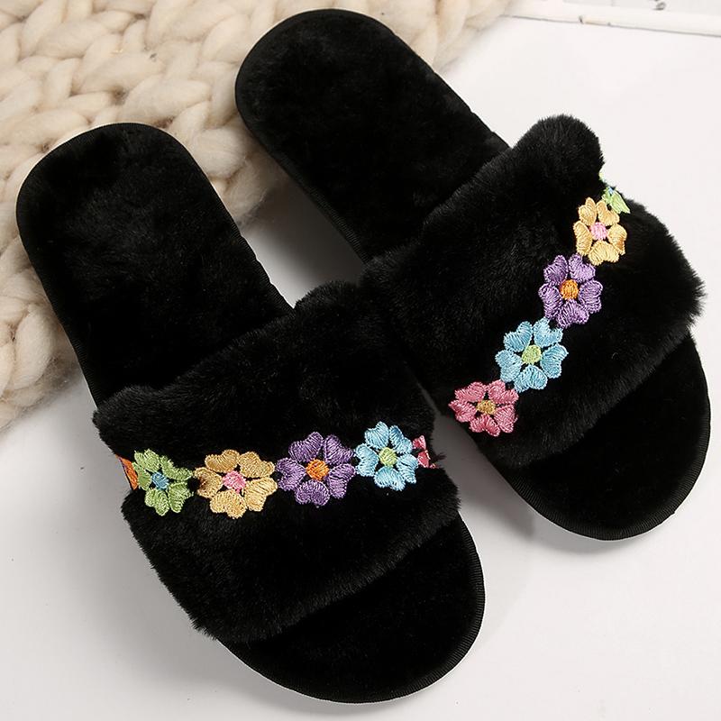 Fashion Flower Embroidery Plush Slippers Women Soft Black Faux Fur House Cotton Slides Woman Indoor Non Slip Flat Heel Fur Slippers Lady