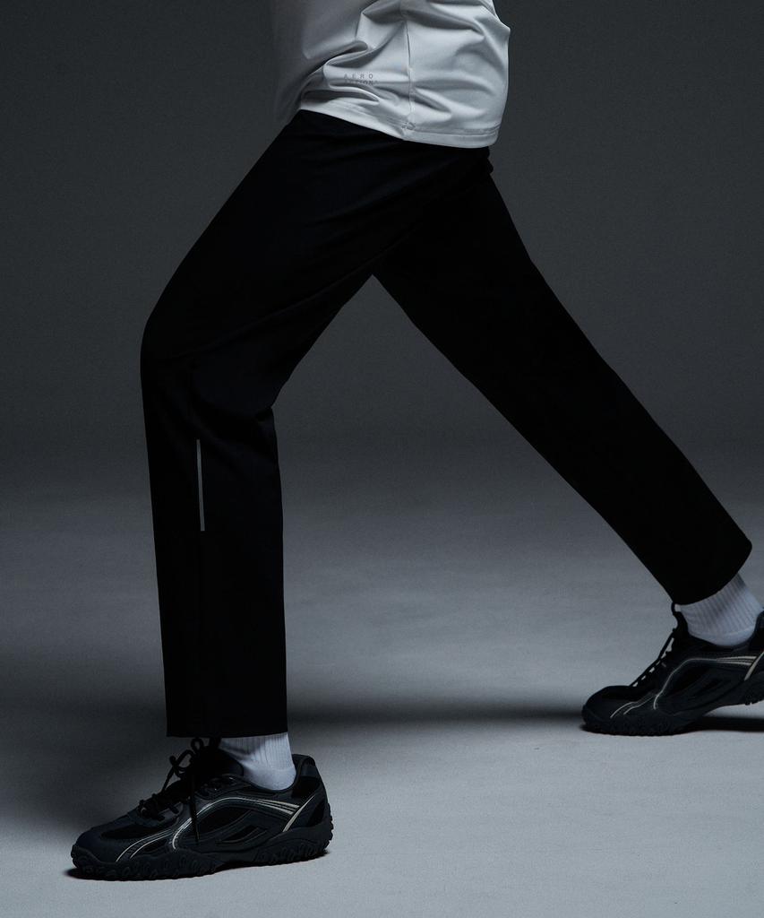 Atejeu Aero Action Tapered Training Pants [Black]