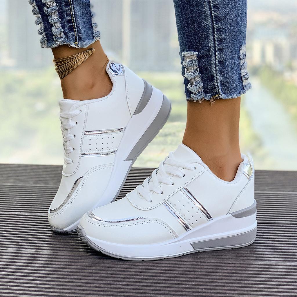 Fashion Women's sports casual shoes are fashionable, thick-soled, large-sized leather sports shoes that are comfortable