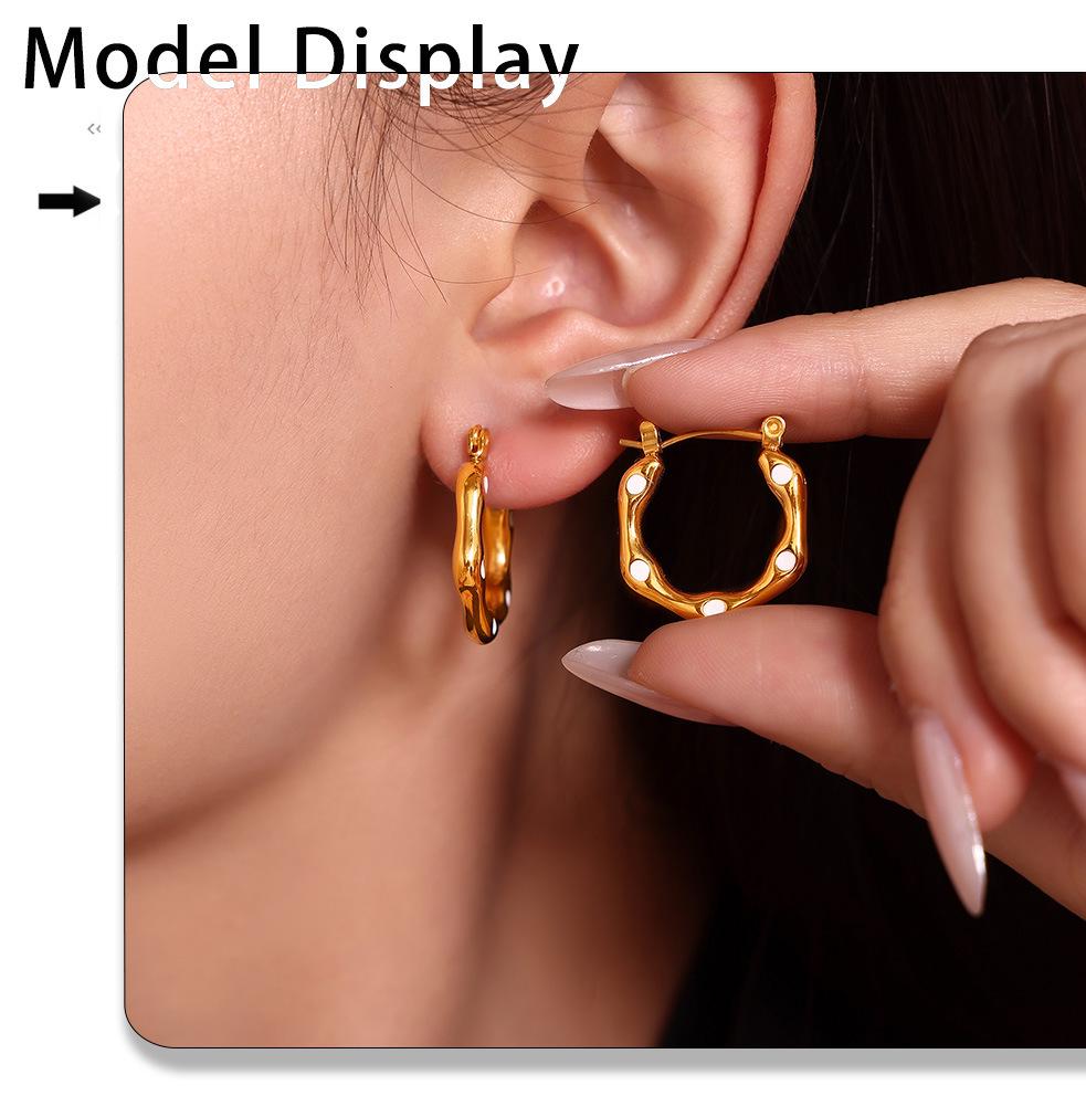 Gold-Plated Titanium U-Shaped Drip Oil Ear Cuffs - European & American Style Earrings for Women