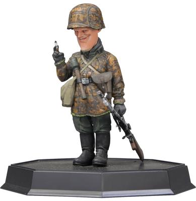 Fine Molds World Fighter Collection German Soldier Rudolf with Light Machine Gun Plastic Model FT01 1/12 Waffen-SS Sturmgeschütz ZB-26 Kit, Unpainted,