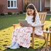 VIKAMA Pink Bow Blanket, Soft And Comfortable, Machine Washable, Suitable For Sofa Beds, Camping And Home Decoration