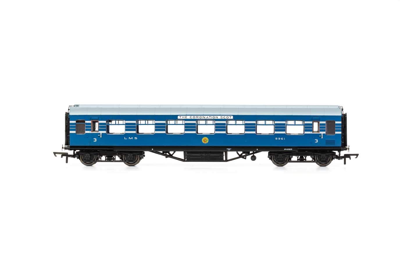 R4965 LMS Stanier Coronation Scot Пассажирский вагон RTO 57  № 8961 со светом синий