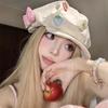 Bico doce morango anis estrela boina feminina verão fino design de nicho mostrando rosto pequena nuvem chapéu de pintor