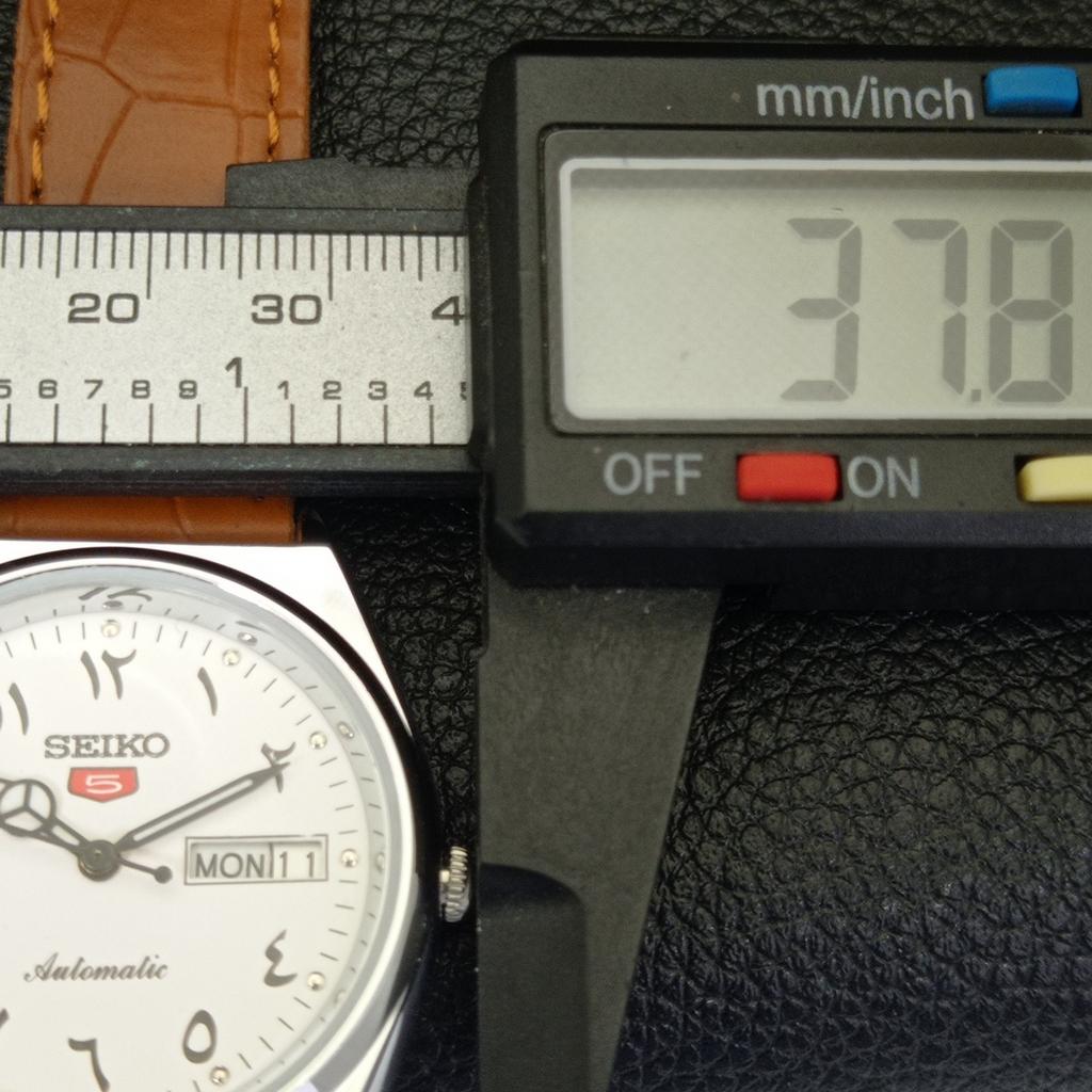 AUTOMATIC VINTAGE REFURBISHED SEIKO 5 JAPAN 6309A MENS WHITE WATCH a441290-5 Sk-a441290