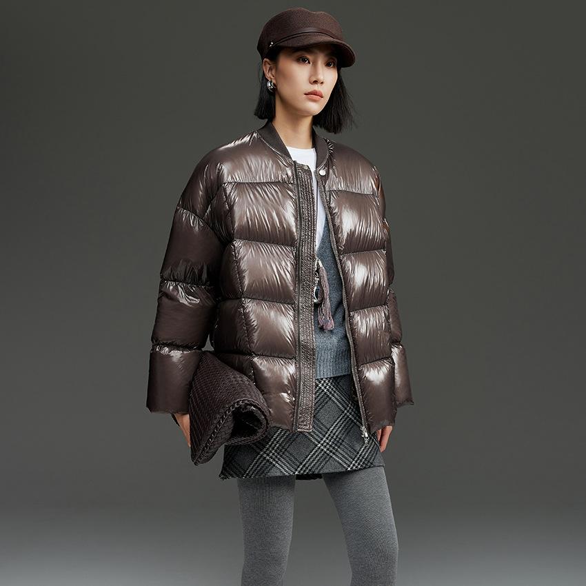 Goose down jacket women's glossy baseball jacket high-end stand-up collar short loose thickened jacket winter new