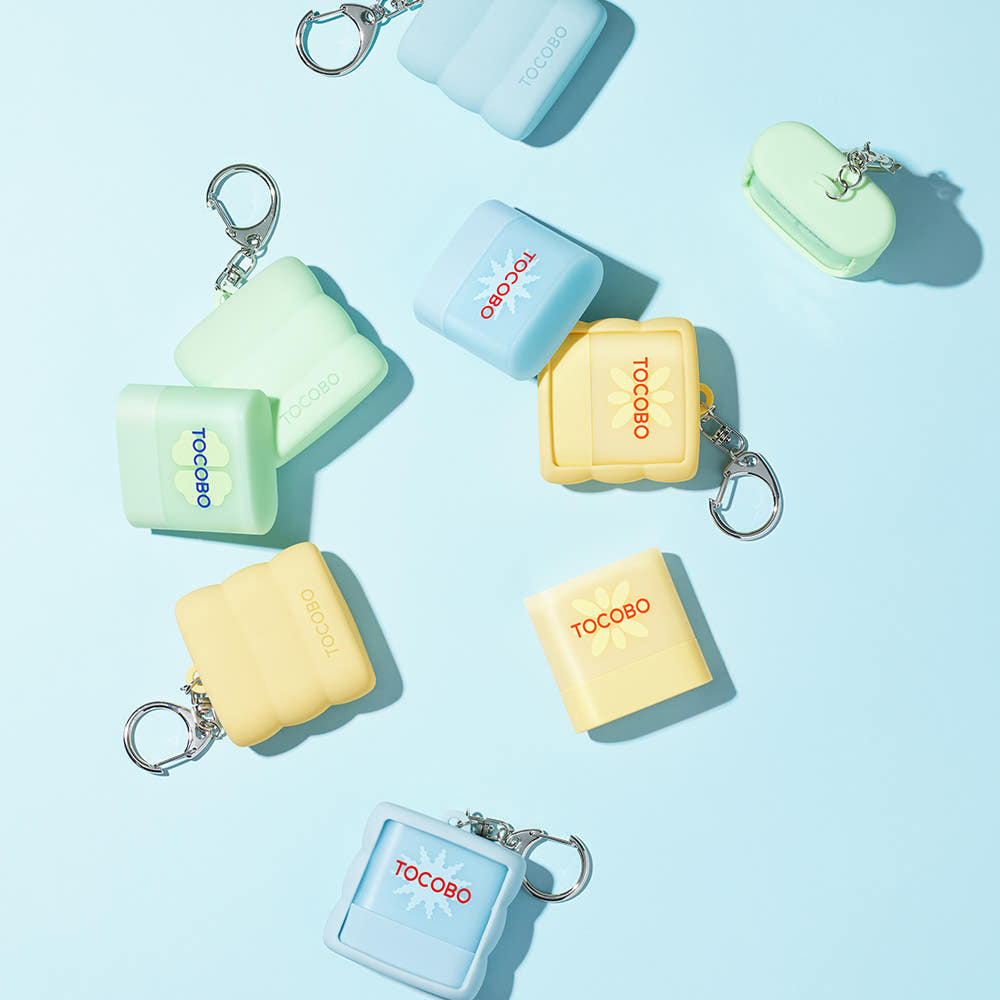 TOCOBO Cica Cooling Soothing Mini Sun Stick SPF50+ PA++++ 11g 2 Pieces with 1 Green Keyring Gift