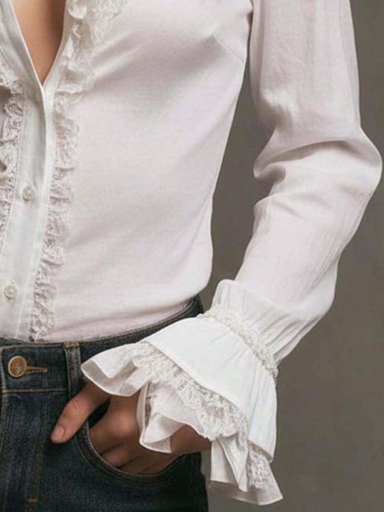 Women's Elegant White Pleated-Hem Shirt - All-Season Fashion