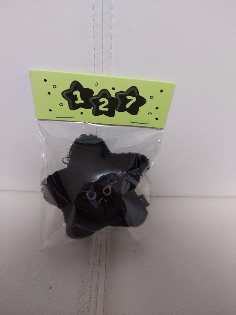 [USED] Sold Out Immediately NCT127 Official BLACK STARFISH Key Ring Doyoung