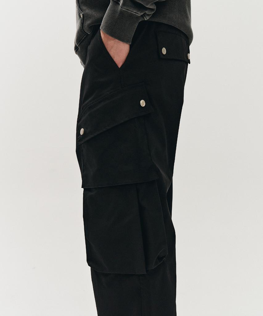 ECORR Wide Big Pocket Elastic Waist Pants_Black