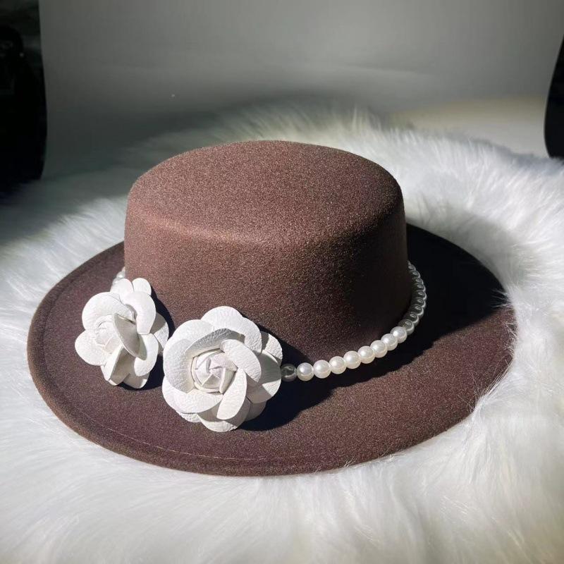 French Retro Pearl Flower Wool Flat Top Top Top Hat Autumn and Winter Small Fragrant Wind Big Brim Street Shot British Woolen Hat