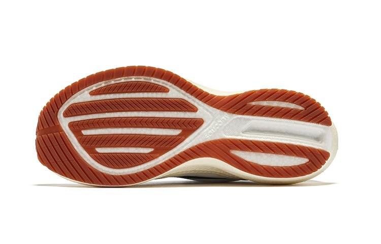 Saucony Triumph 21 Abrasion Resistant Breathable Low Top Training - S20881-136