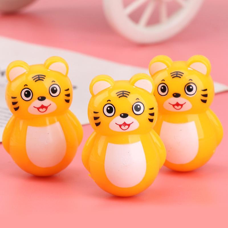 5PCS Cartoon Tumbler Piggy Tiger Animal Cute Plastic Children s Educational Toy Mini Tumbler Leisure Nostalgic Small Toy