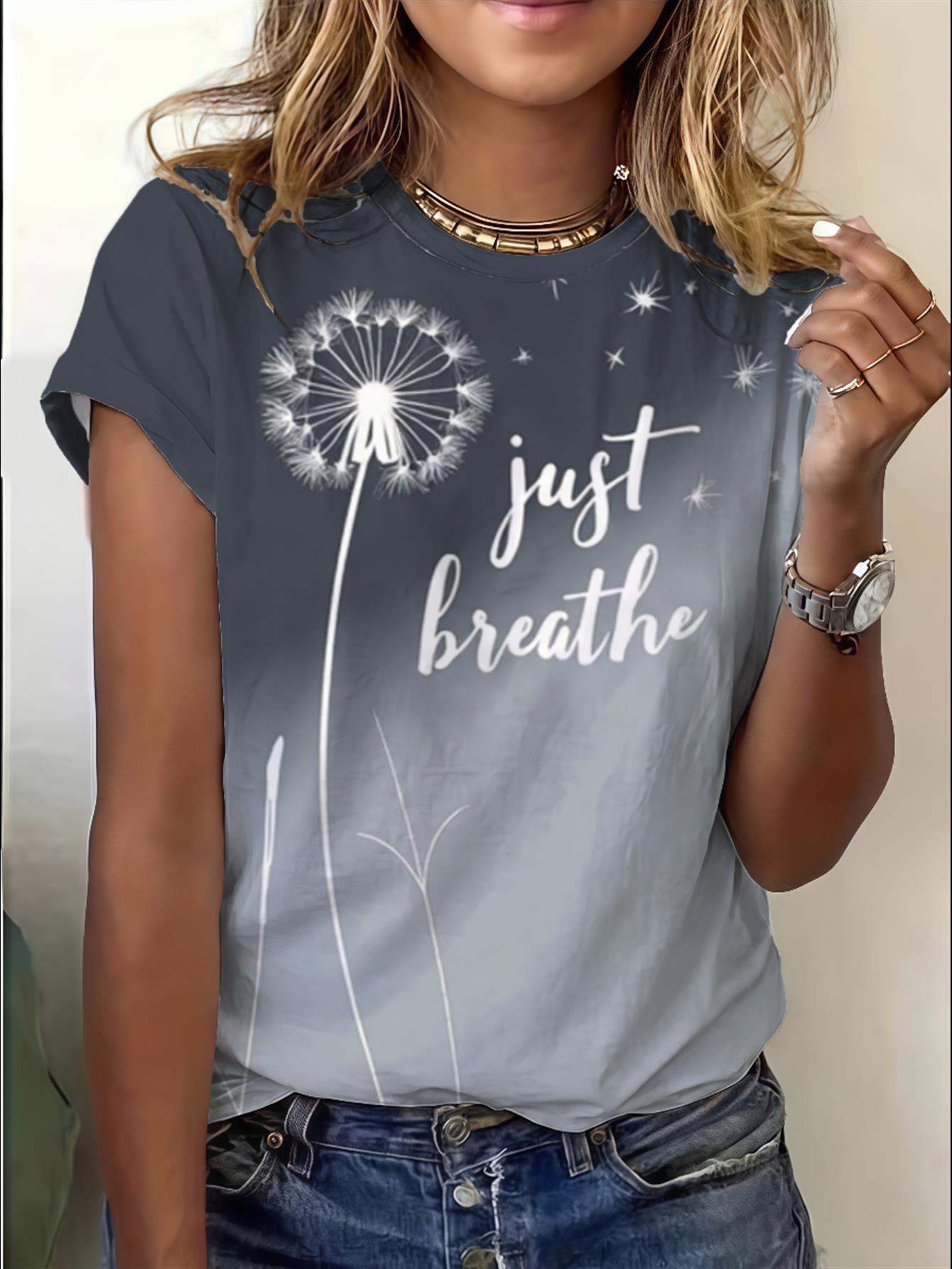 

Women s simple round neck T-shirt with soft gradient background, loose fit for daily wear XXS