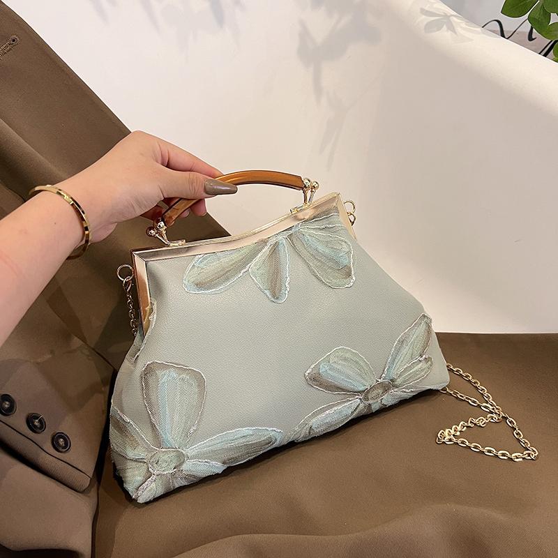 Women's Embroidered Shoulder Bag Fashion Metal Handle Crossbody Purse Chain Strap Elegant Party Clutch