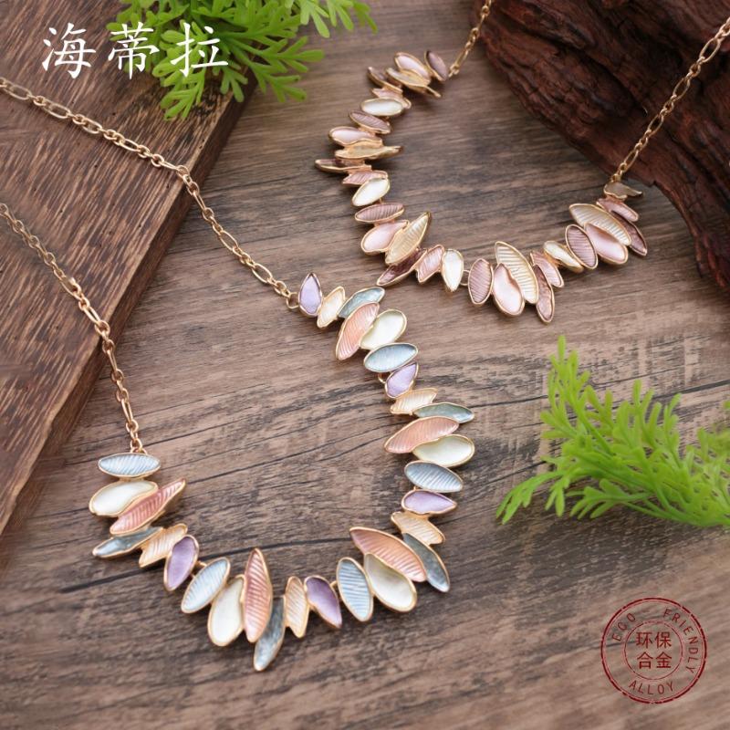 New Enamel Color Irregular Petal Necklace Ladies Exaggerated Design Geometric Flower Necklace