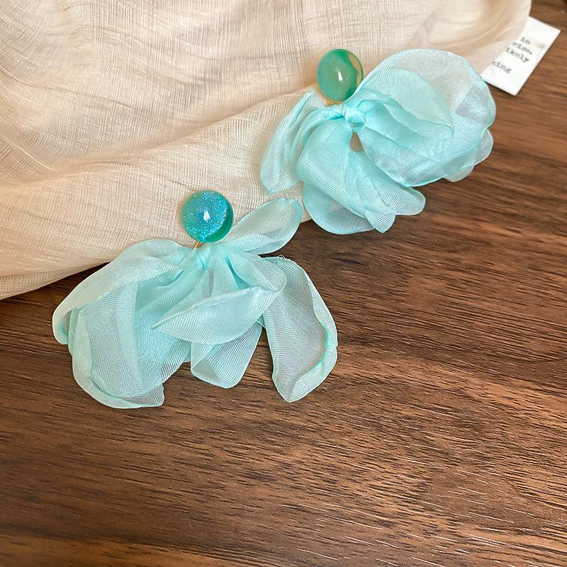 Super Fairy Mesh Chiffon Flower Tassel Stud Earrings for Women Seaside Vacation Style Commuting Earring New Trendy Jewelry A1