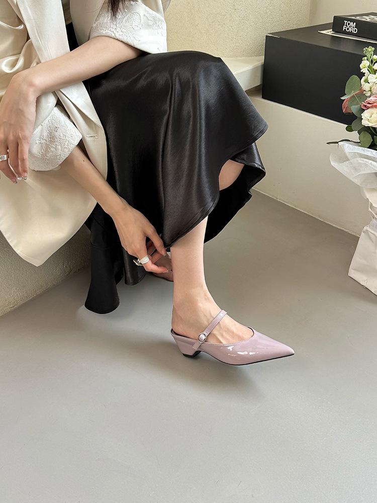 

Внутри завышенной сумки голова полутапочки женские новые интернет-знаменитость 2025 Мэри Джейн с юбкой французский острый носок прилив 40 фиолетовый