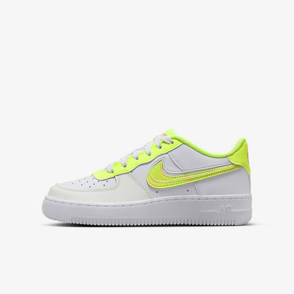 

Кроссовки для юниоров Nike Air Force 1 Lv8 DV1680-100
