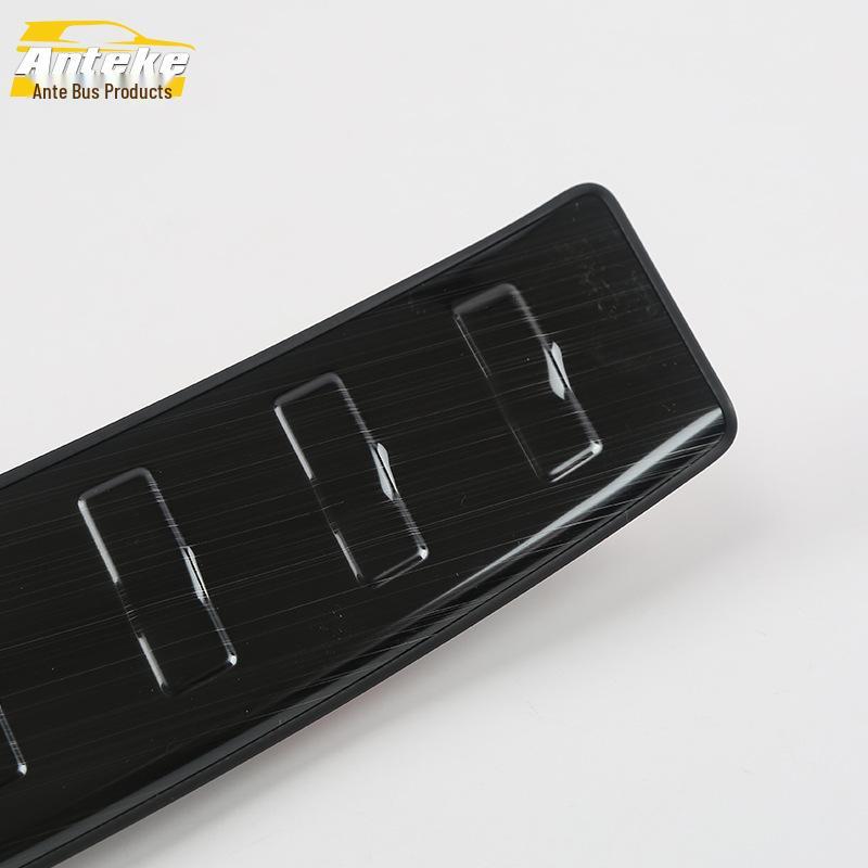 18-Piece F5 Stainless Steel Rear Guard Trunk Protection Pedal Decoration Sticker Set