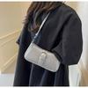 Fashion niche armpit small bag 2025 new French light luxury women's bag commuter shoulder bag autumn and winter versatile messenger bag