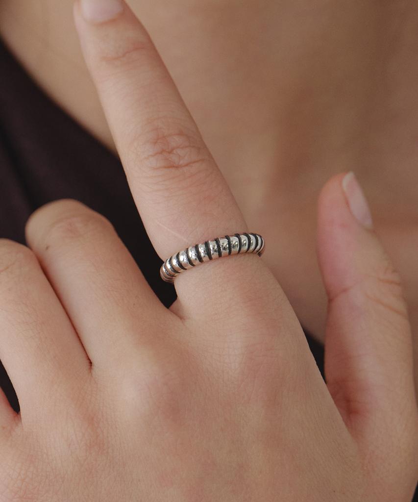 Byweekend Radial Ring