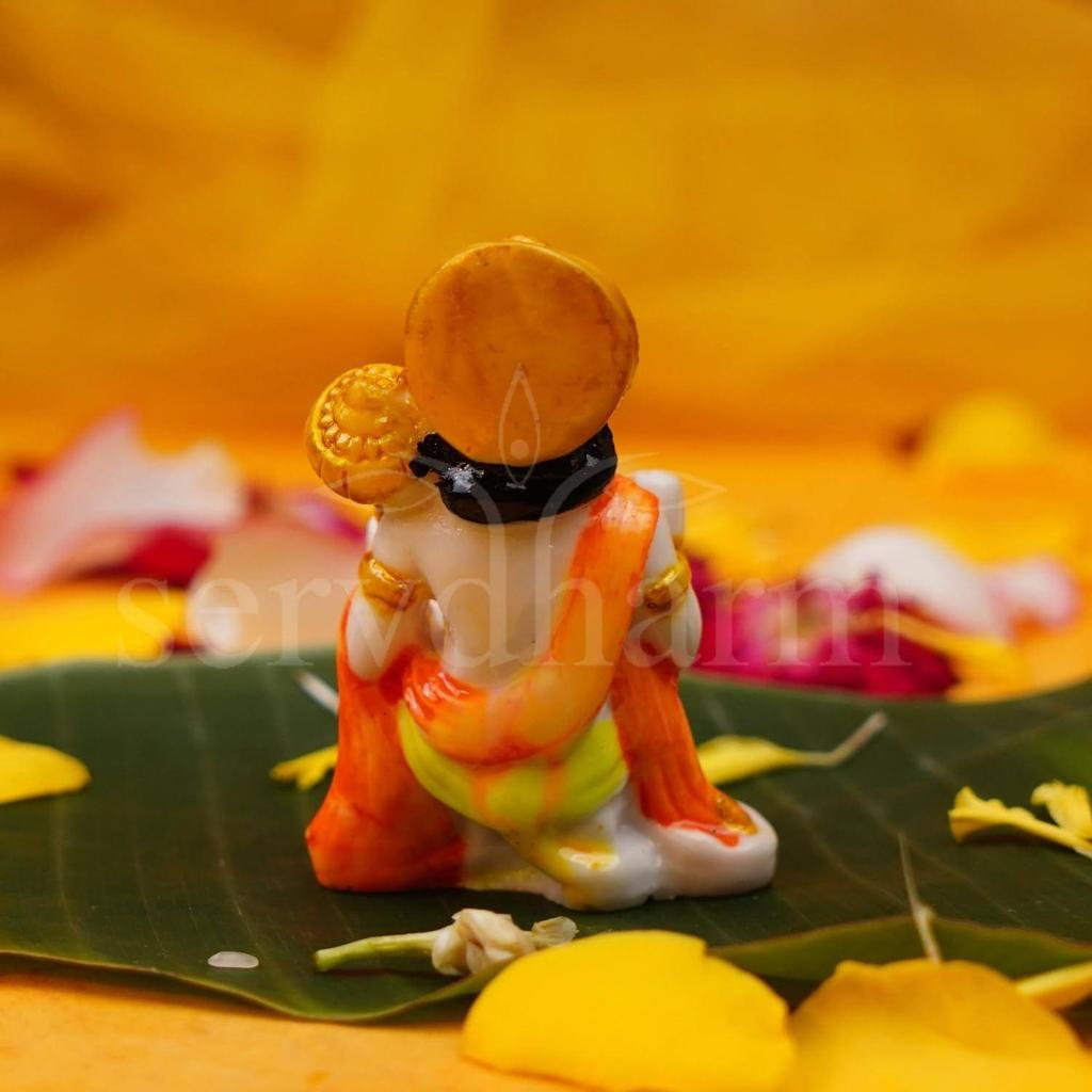 Hanuman Ji Murti Blessing with Gada Sitting Lord Balaji Bajrangbali Sankat Mochan Bhagwan Idol for Temple Car Dashboard