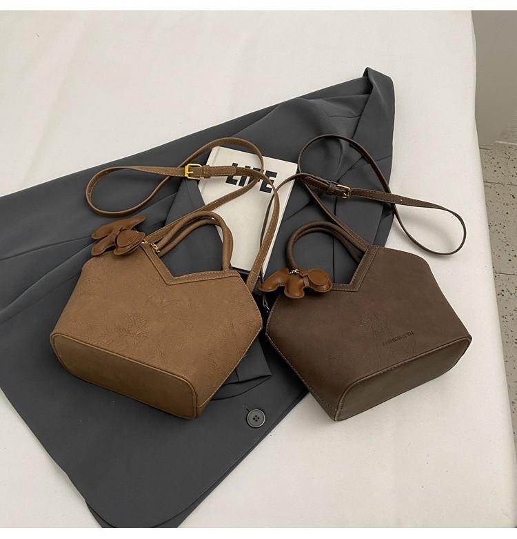 Tote Shoulder Single Bag Commuter Underarm Bag Large Capacity Women Material Pu