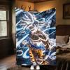 1pz Coperta in Flanella con Stampa Son Goku, Alta Qualità per Tutte le Stagioni, Decorazione per la Casa, Calore e Comfort, Perfetta per Regali di Natale