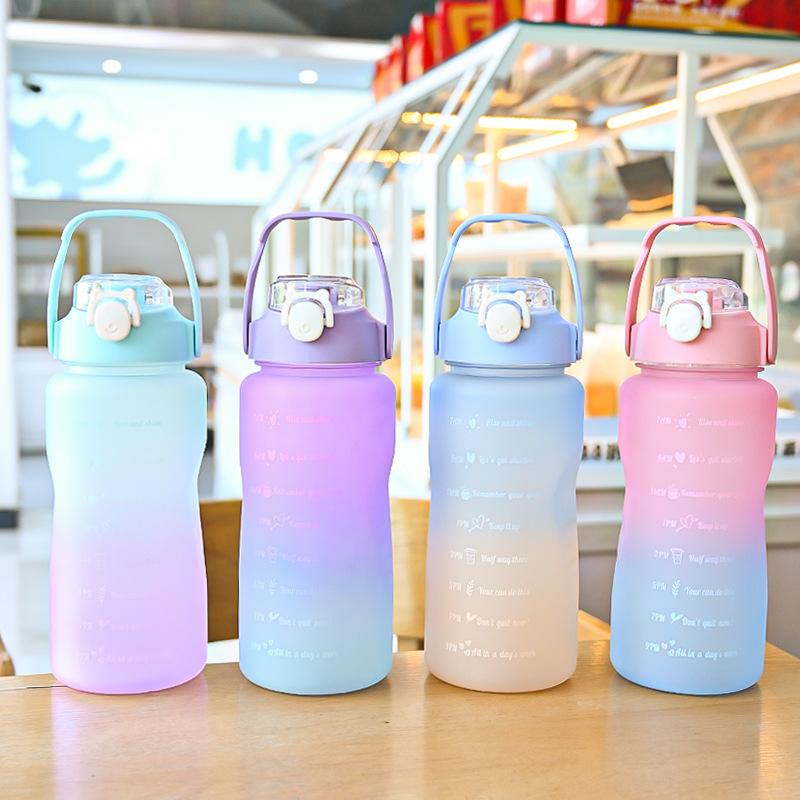 

Спортивный чайник из трех частей с ручкой большой емкости Космическая чашка на открытом воздухе Семья с градуированным пластиковым стаканчиком