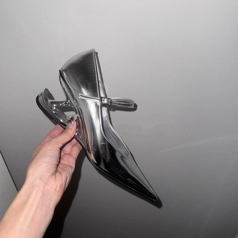 Design Sense Niche Red Pointed High Heels Women's 2025 New Red Mary Jane Single Shoes Suspension Heel Racing Shoes