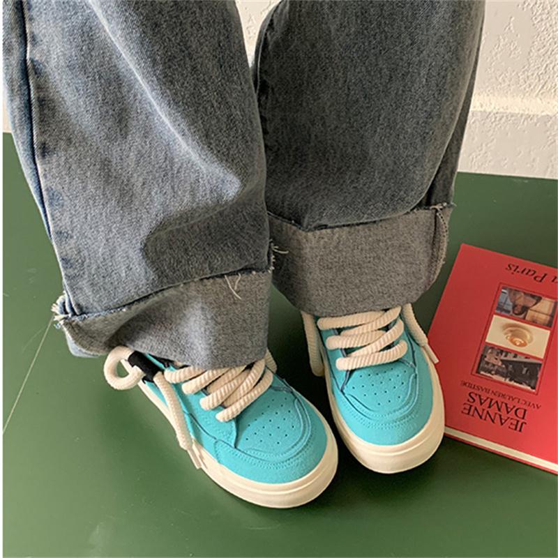 Platformowe trampki damskie buty wiosna jesień kobieta sznurowane mieszkania buty trampki Casual Ladies sportowe buty wulkanizowane damskie