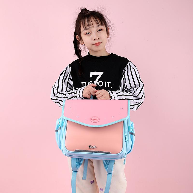 School bag 2024 spring new foreign style school bag small medium and large class with the same backpack