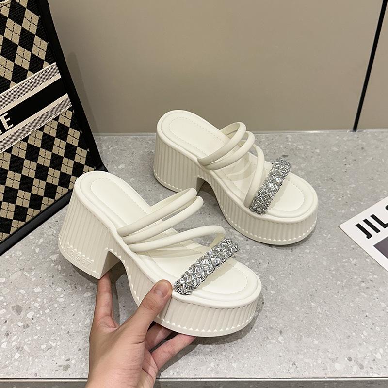 European Station 2025 Summer New Product Slope Heel Thick Bottom Heightened Feminine Rhinestone Surface One-word Slippers Wear Cool Slippers