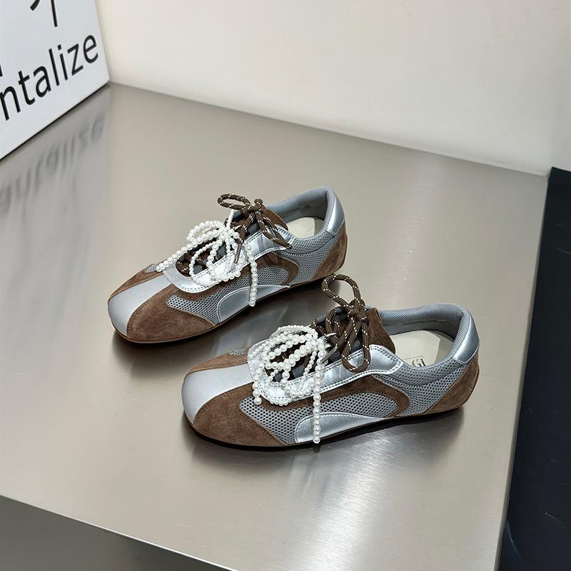 Soft leather double color ribbon inner height increase German training shoes women's 2025 spring and summer soft sole beaded bow mesh