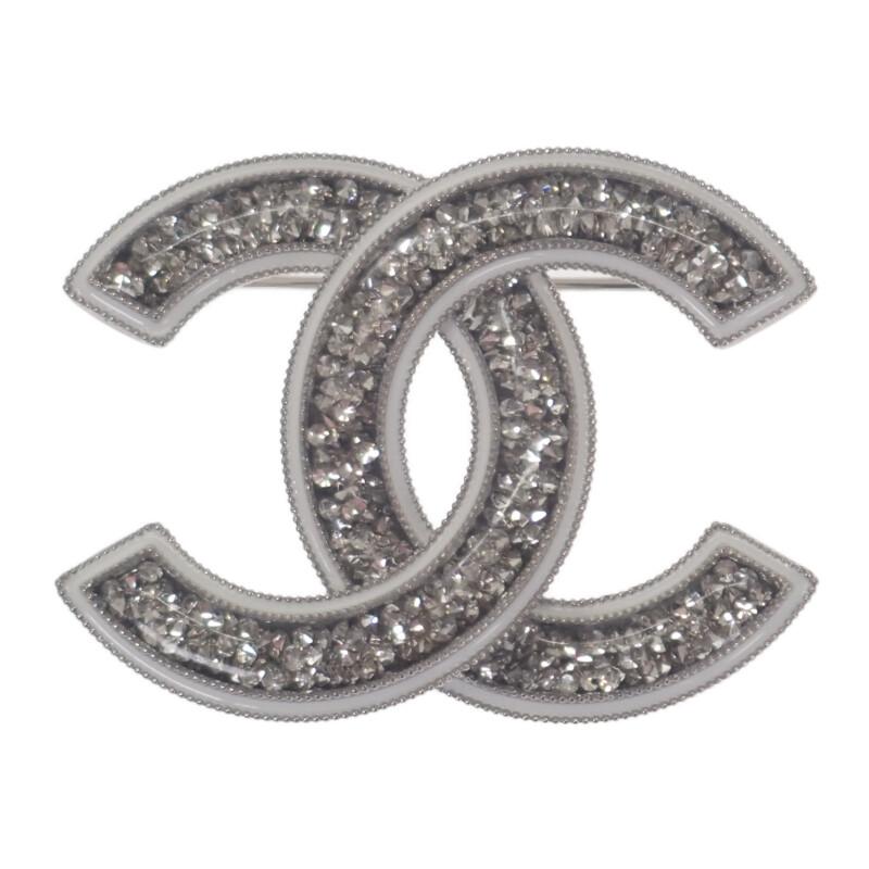 CHANEL  Brooch Silver metal/crystal Women