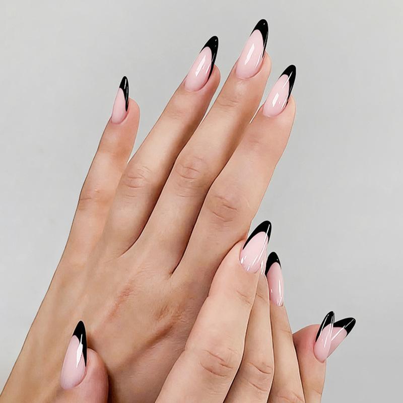 Handmade Wearable Nails 24 Pieces Medium Length Nails Heart Bow French Fake Nails Nail Tips 1XB1-13574(New products