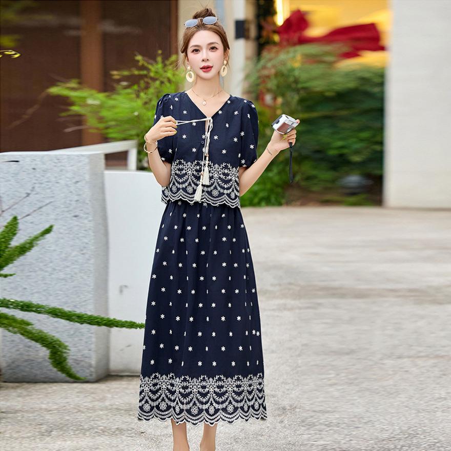 Summer New Top Slim and Thin High Waist Skirt Embroidered Flower Two-piece Suit Skirt Women
