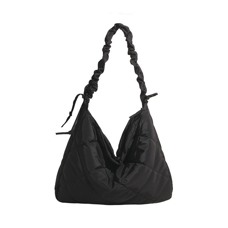 

Large-capacity Casual Commuter Women s Bag Niche Temperament Dumpling All-matching Armpit Rhomboid Nylon Cross-body чёрный