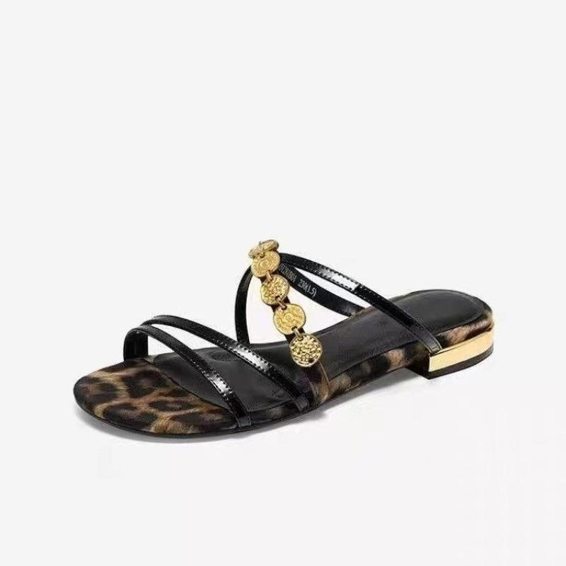Leopard Print Flat Flip-flops for Women In Summer 2025, New French Retro Thin Strap Flip-flops for Wearing with Exposed Toes