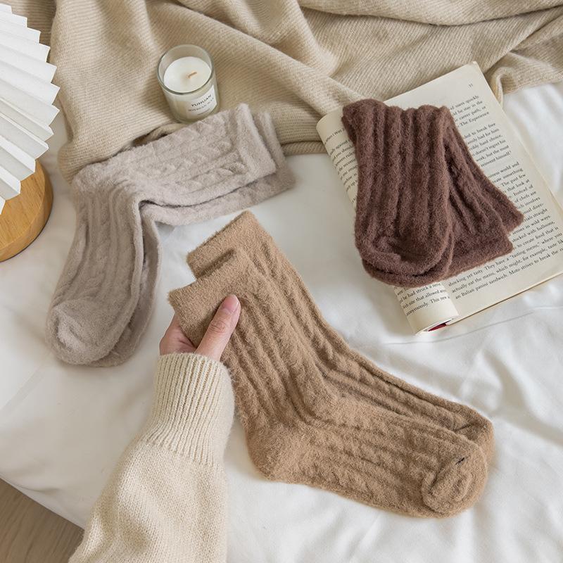 Thickened Socks Women's Winter Fleece Twist Mid-socks Solid Color Home Warm Sleeping Stockings Home Travel Clothing
