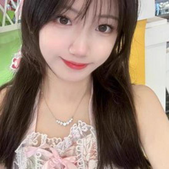 Elegant Women's Moissanite & Zirconium Silver Pendant Necklace - Shiny Choker Chain