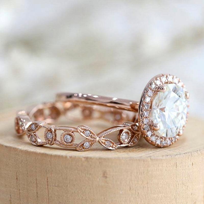 Sale Ladies Fashion 2pcs /Set Rose Gold Color Oval Zircon Inlaid Crystal Ring For Wedding Jewelry Whole Sale