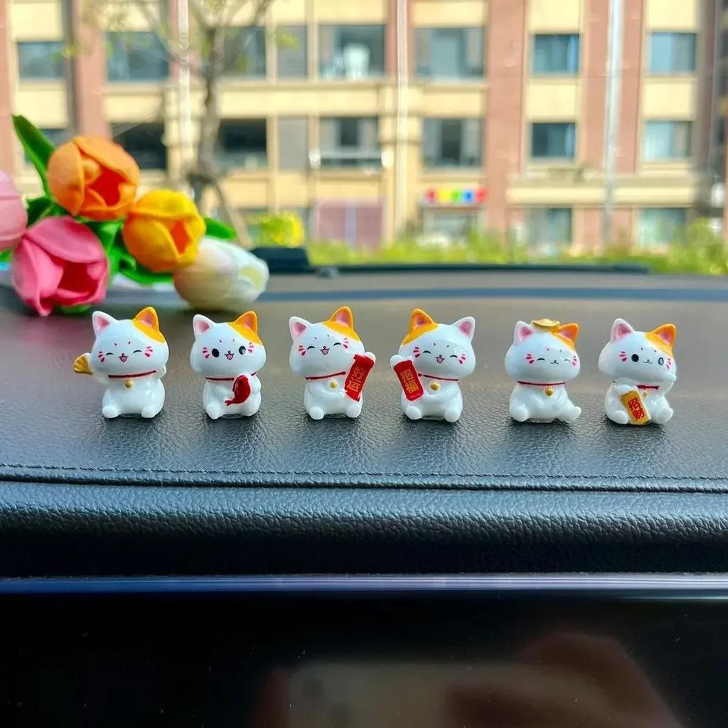 5/7pcs Car Lucky Cat Ornaments Car Dashboard Center Console Cute Resin Maneki-Neko Auto Interior DIY Decoration Accessories